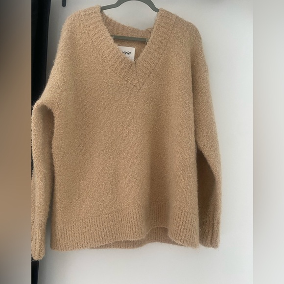 aerie Sweaters - Aerie beige sweater size M